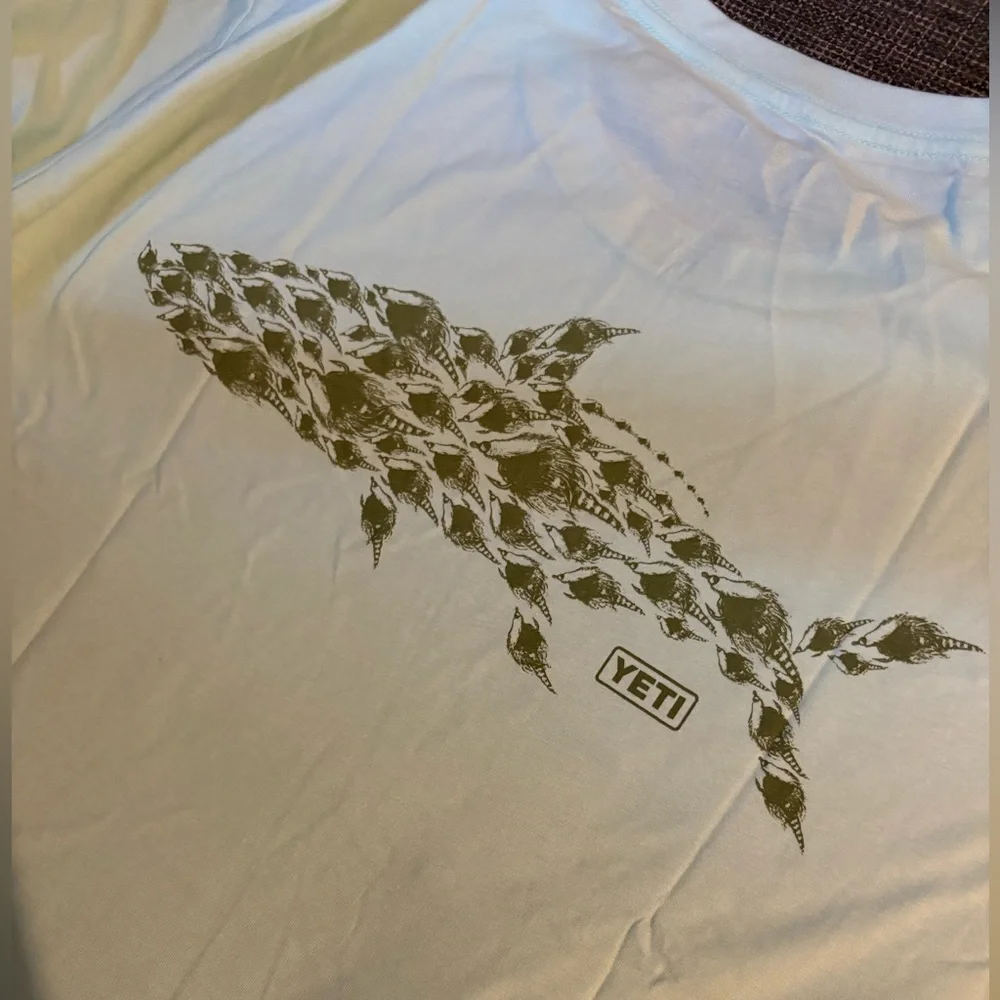 Yeti Tarpon Flies T shirt - Picture 2 of 3